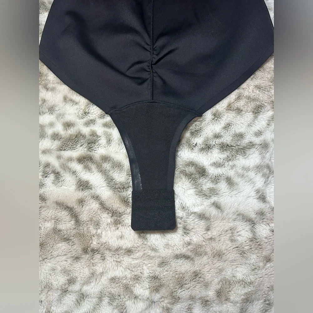 Strm Line Shape BodySuit Women Small  Black New Never Used Polyamide Spandex - Picture 9 of 11